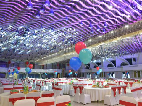 圣诞不“剩单”，等你来造——J9集团集团团委安然夜进行圣诞狂欢活动